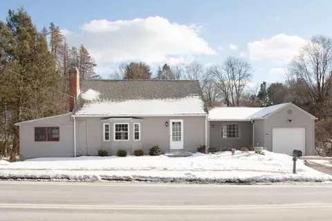 208 Westwood Ave, East Longmeadow, MA 01028