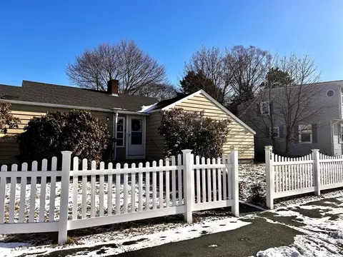 70 Farrell Rd, Lynn, MA 01905