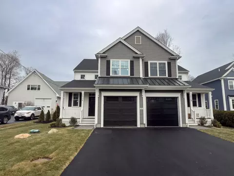 293 Bacon St #A, Natick, MA 01760