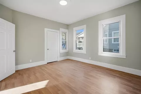 9 Murray Hill Ave, Springfield, MA 01104 photo 13