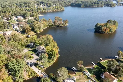 895 Flat Hill Rd, Lunenburg, MA 01462