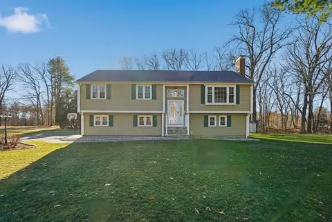 29 Thayer St, Northborough, MA 01532