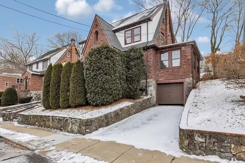 77 Undine Rd, Brighton, MA 02135