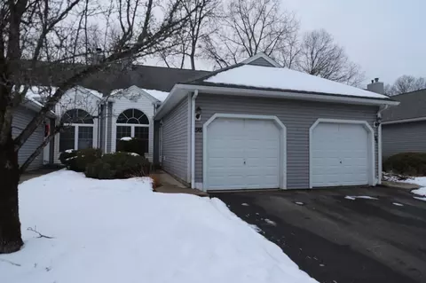 198 Brookfield Ln #198, Agawam, MA 01001