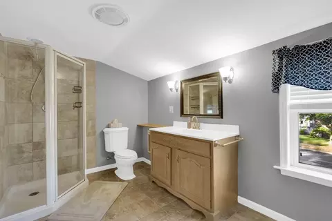 7 Longworth Rd, Worcester, MA 01602 photo 8