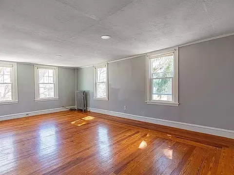 22 Eleanor Rd, Springfield, MA 01108 photo 7