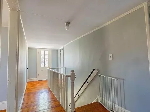 22 Eleanor Rd, Springfield, MA 01108 photo 4