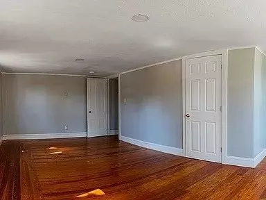 22 Eleanor Rd, Springfield, MA 01108 photo 6
