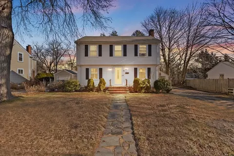 18 Sagamore Rd, Brockton, MA 02301