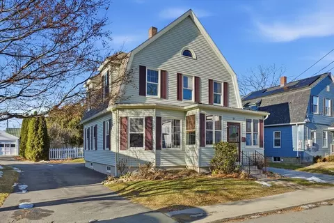 21 Haynes Ct, Leominster, MA 01453