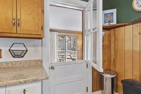 Entry Way - 132 Simonds St, Athol, MA 01331 photo 1 of 2