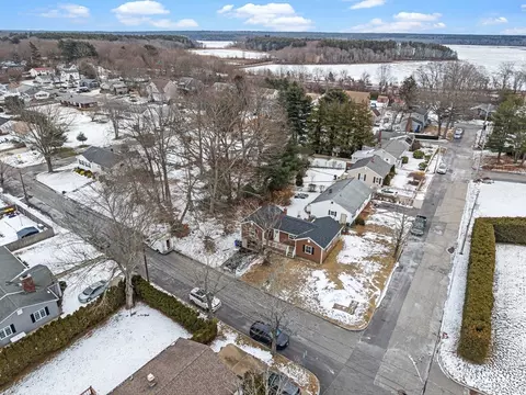 225 Rich St, Fall River, MA 02720 photo 7