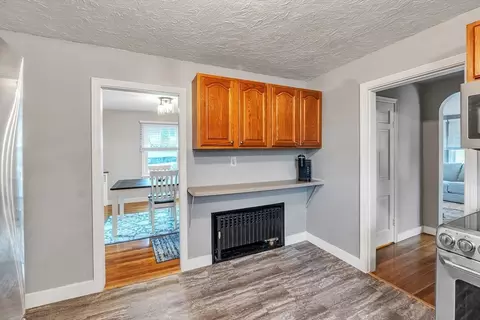 22 Lanark St, Worcester, MA 01603 photo 6