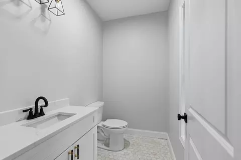 Bath - 138 Eighteenth St, Fall River, MA 02723 photo 1 of 6
