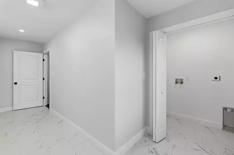 Entry Way - 138 Eighteenth St, Fall River, MA 02723 photo 8 of 10