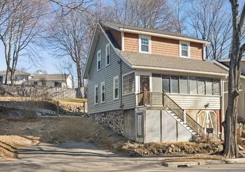 71 Fays Ave, Lynn, MA 01904
