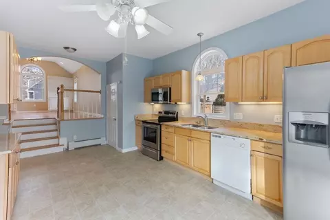 14 Briarwood Dr, Wareham, MA 02571 photo 18