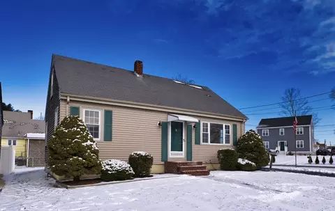 303 Cummington St, New Bedford, MA 02745