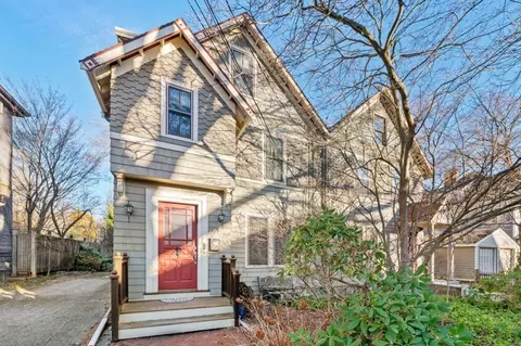 117 Lexington Ave #117, Cambridge, MA 02138