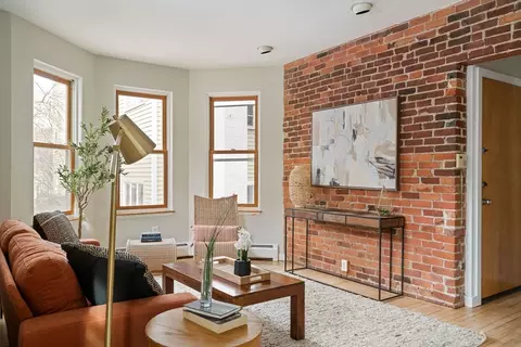 18 Upland Rd #1, Cambridge, MA 02138