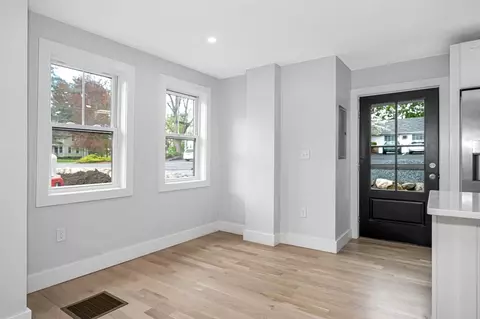Entry Way - 1514 Gorham St #4, Lowell, MA 01852 photo 1 of 1