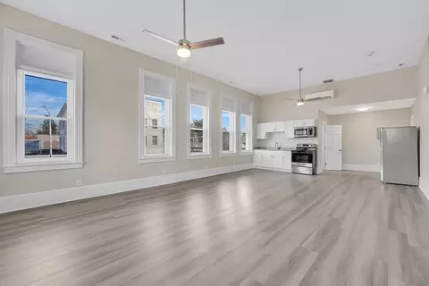 Living - 76 Maple St, Florence, MA 01062 photo 2 of 4