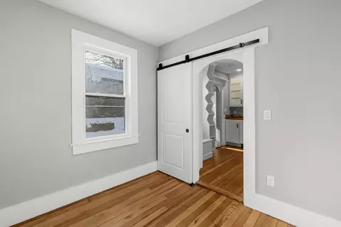 Entry Way - 2 Oakdale St, Wareham, MA 02571 photo 3 of 5