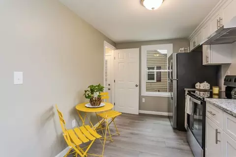 251 Edendale St, Springfield, MA 01104 photo 6
