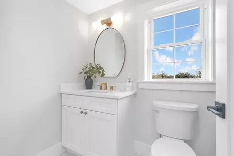 Bath - 203 Everett St, Arlington, MA 02474 photo 6 of 7