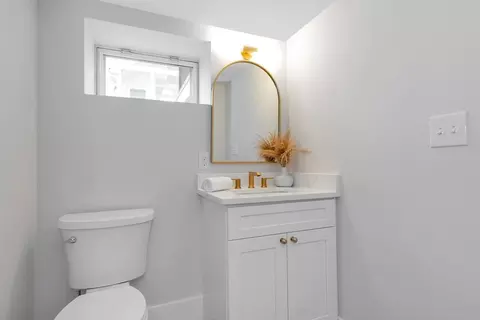 Bath - 203 Everett St, Arlington, MA 02474 photo 7 of 7
