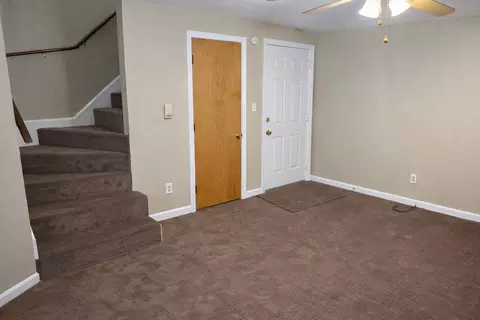 Living - 528 Cherry St #C3, Fall River, MA 02720 photo 2 of 2