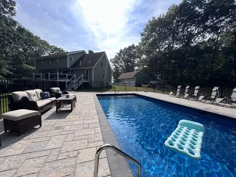 8 Longview Ave, Webster, MA 01570 photo 39