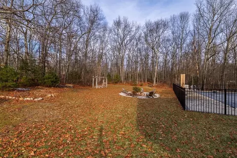 8 Longview Ave, Webster, MA 01570 photo 35