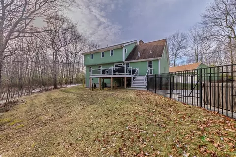 8 Longview Ave, Webster, MA 01570 photo 30