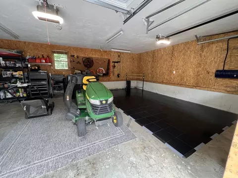 8 Longview Ave, Webster, MA 01570 photo 29