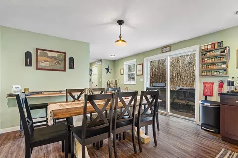 8 Longview Ave, Webster, MA 01570 photo 12