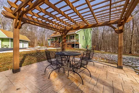 8 Longview Ave, Webster, MA 01570 photo 27