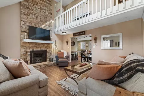 8 Longview Ave, Webster, MA 01570 photo 15