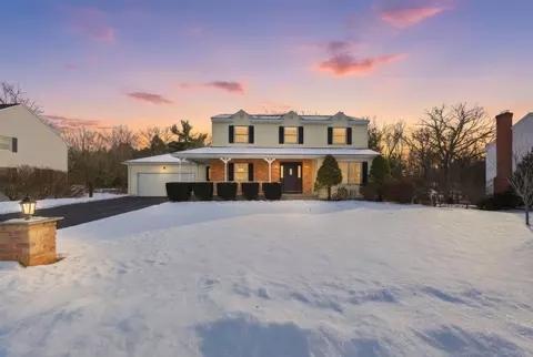40 Nolan Ln, Feeding Hills, MA 01030