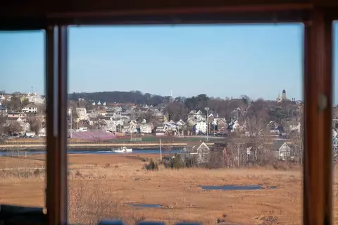 5 Marshfield St, Gloucester, MA 01930 photo 24