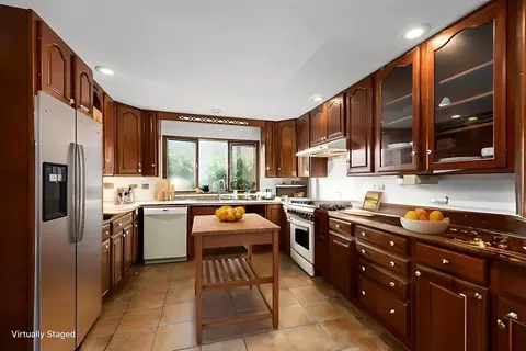 5 Marshfield St, Gloucester, MA 01930 photo 6