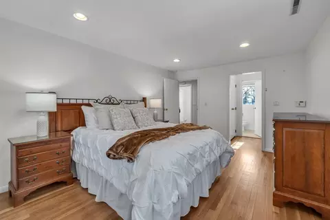 36 Cider Mill Rd, Framingham, MA 01701 photo 22