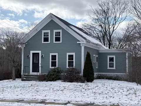 20 South St, Plainville, MA 02762