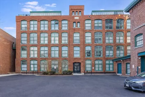 200 Market St #23A, Lowell, MA 01852