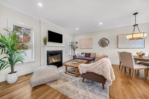 73 Maple St #1, Needham, MA 02492 photo 8