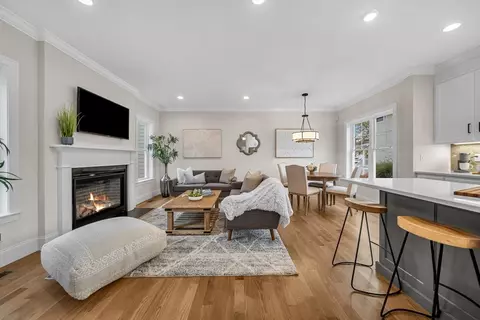 73 Maple St #1, Needham, MA 02492 photo 2