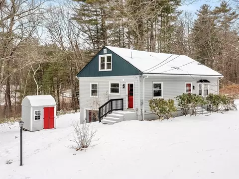 10 Townsend Rd, Shirley, MA 01464