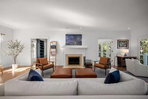 1 Mill St, Dover, MA 02030 photo 4