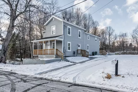 129 Buttrick Ave, Fitchburg, MA 01420