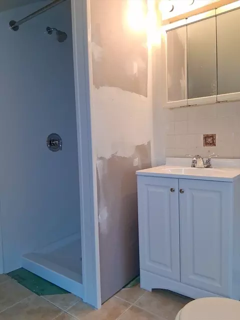 Bath - 17 Langley St, Fall River, MA 02720 photo 3 of 4